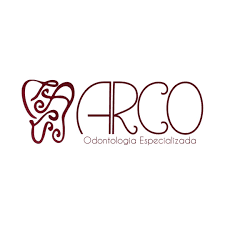 Logo Arco Odontologia Especializada, cliente da Adverta